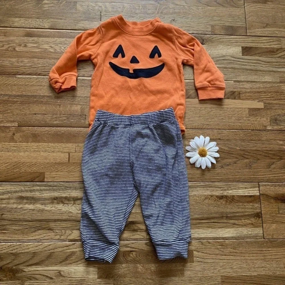 Carter's Pumpkin Halloween‎ Outfit Size 6 Months